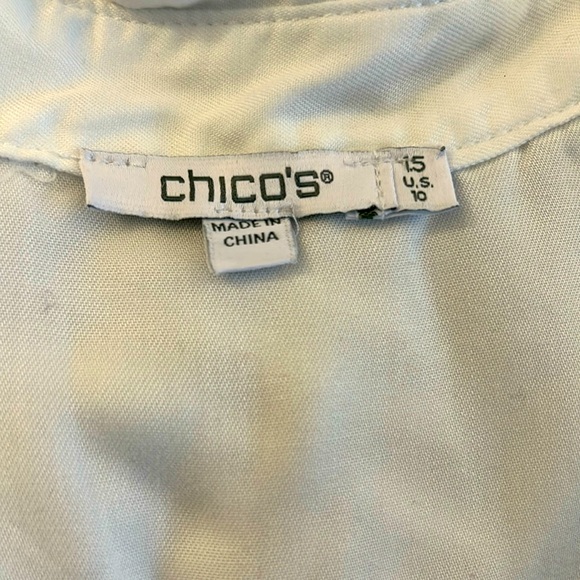 Chico’s Lendzing Fringe- hemmed- Front pockets - roll-tab sleeves white shirt - Picture 9 of 11